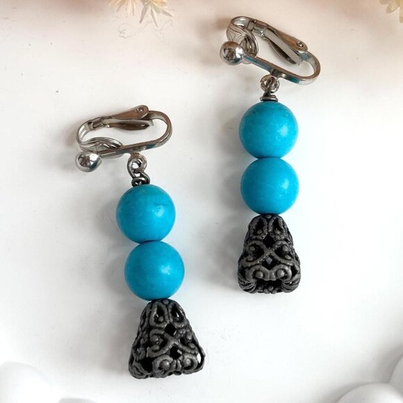Southwest Style Faux Turquoise Silver Toned Vintage Dangle Clip On Earrings - Picture 1 of 7